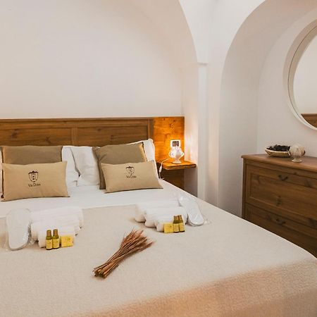 Вилла Via Dura - Apulian Sweet House - In Pieno Centro Storico Локоротондо Экстерьер фото
